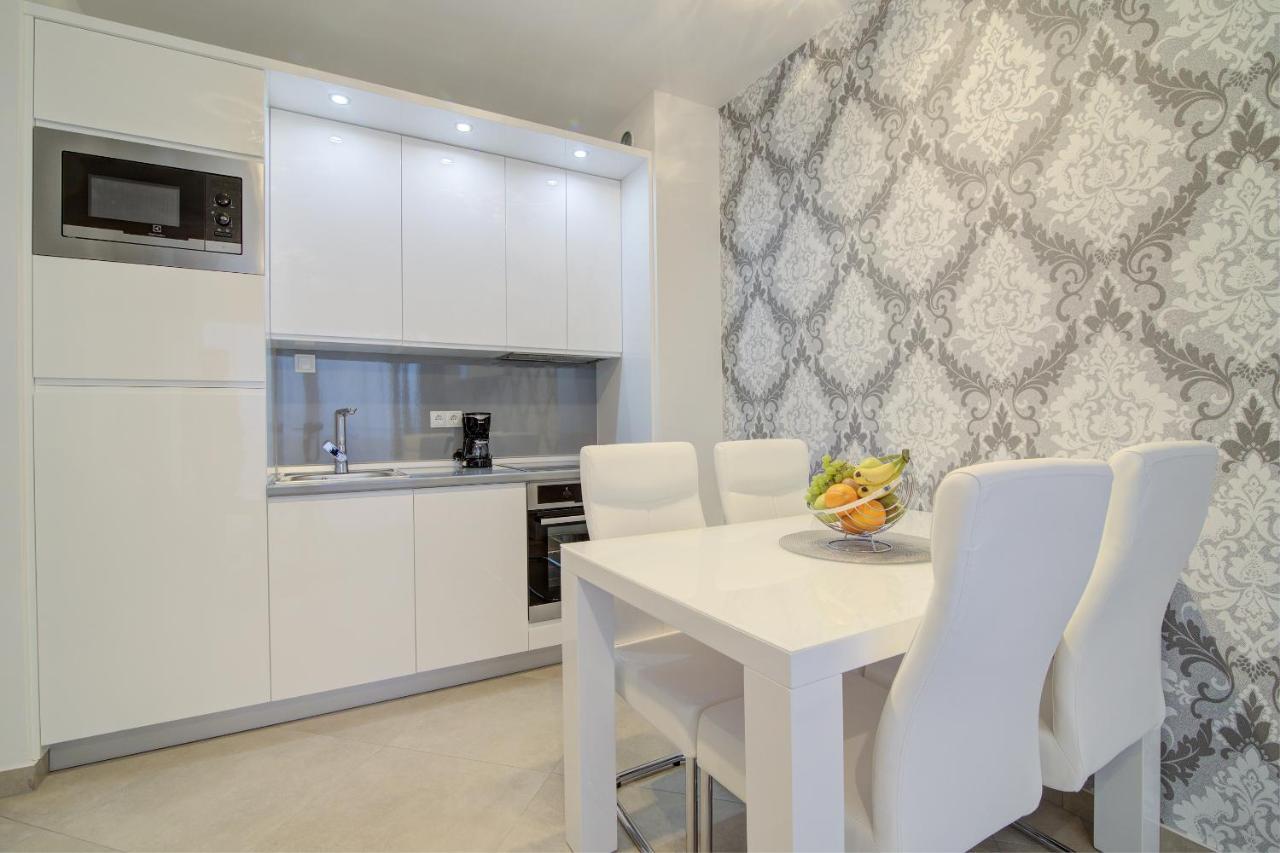 Apartments Luka - Villa Sunce Сень Экстерьер фото